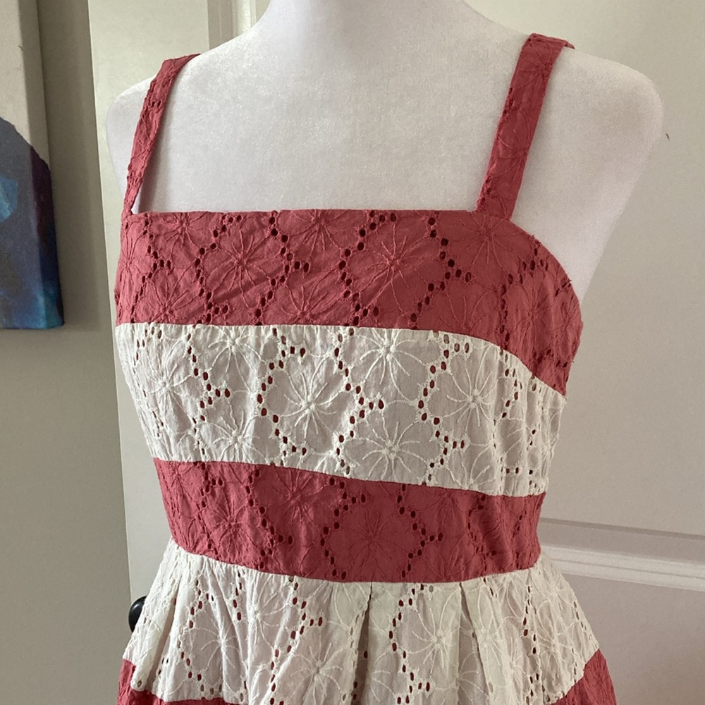 Loft Outlet dress size 2 eyelet with straps Pink and White - Picture 4 of 8